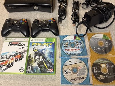 Microsoft XBOX 360 Slim Black 250GB + 2 Controllers, 6 Games, KINECT CAMERA