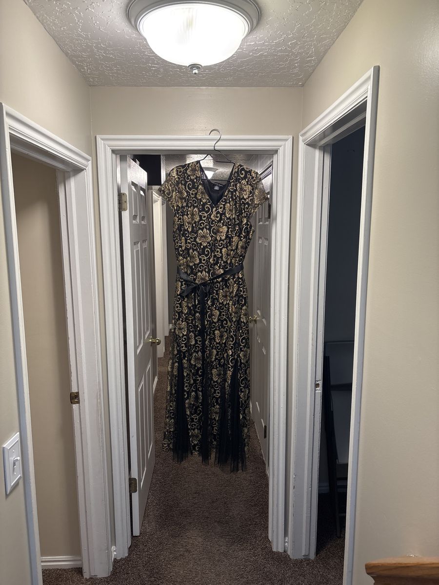 Formal Black and Gold Plus Size Dress - Size 3X