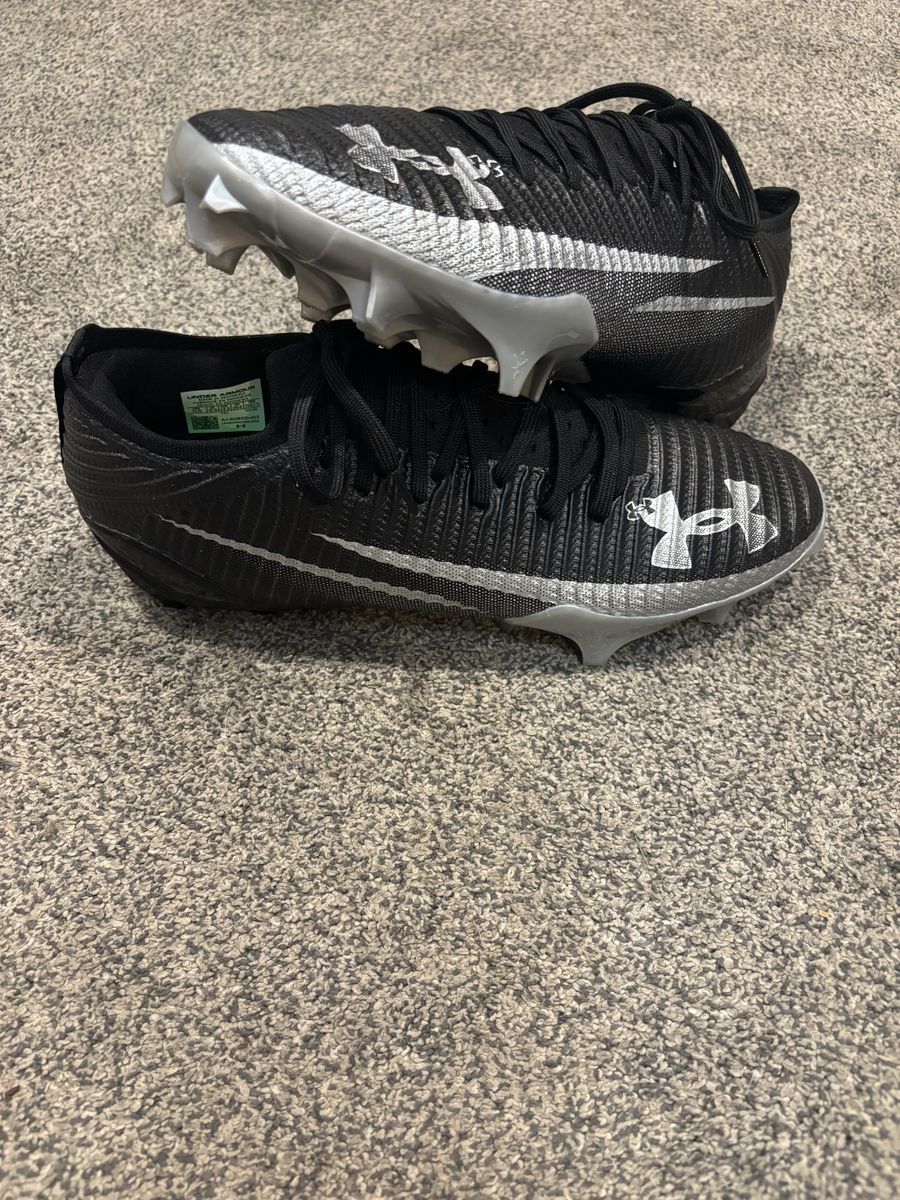 Under Armour Blur Pro Black Metallic Silver Men’s 11.5 Football Cleats