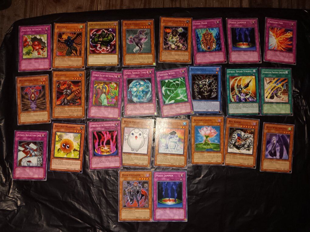 Pokemon/Yu-Gi-Oh Card Lot