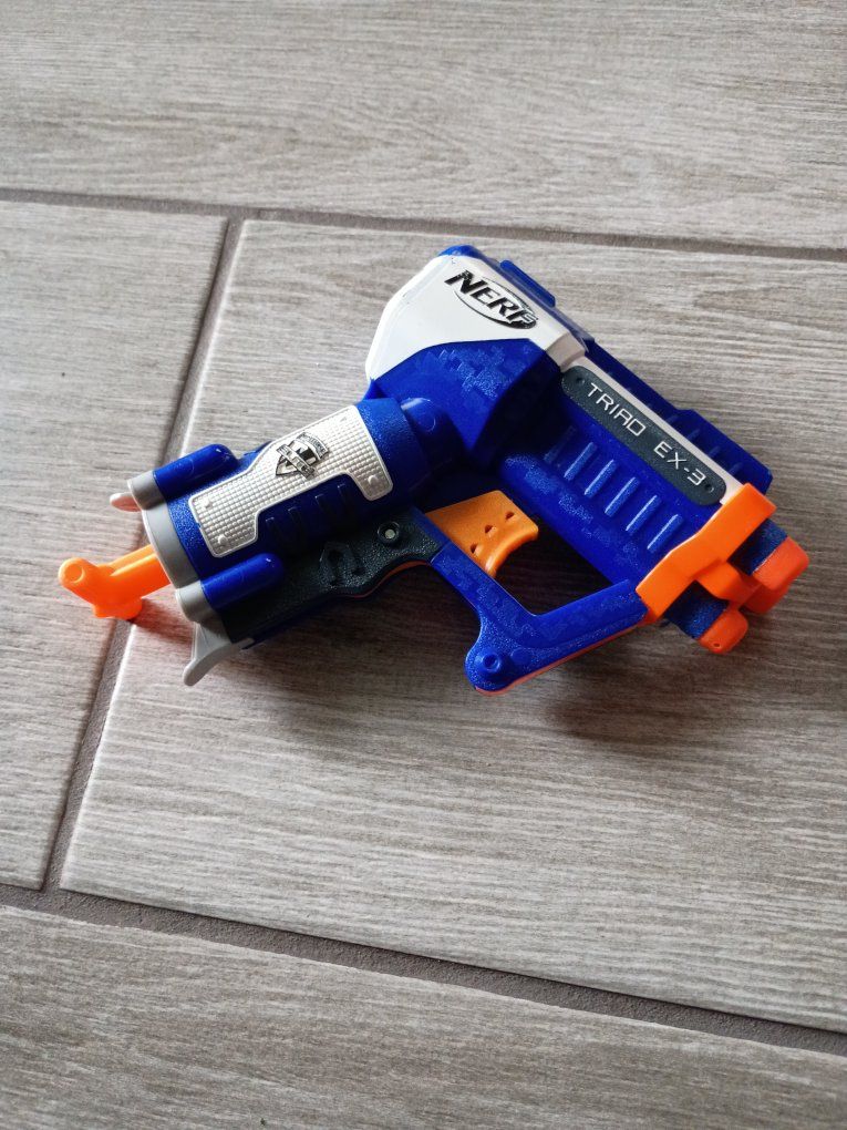 Nerf Triad