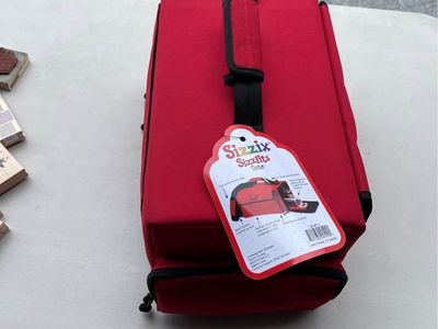 Sizzix Sizzlits Red Storage Carrying Case Holds 4 Cases