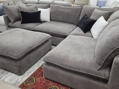 Ultra-Plush 5-Piece Modular Sectional Sofa – Deep Seat Gray