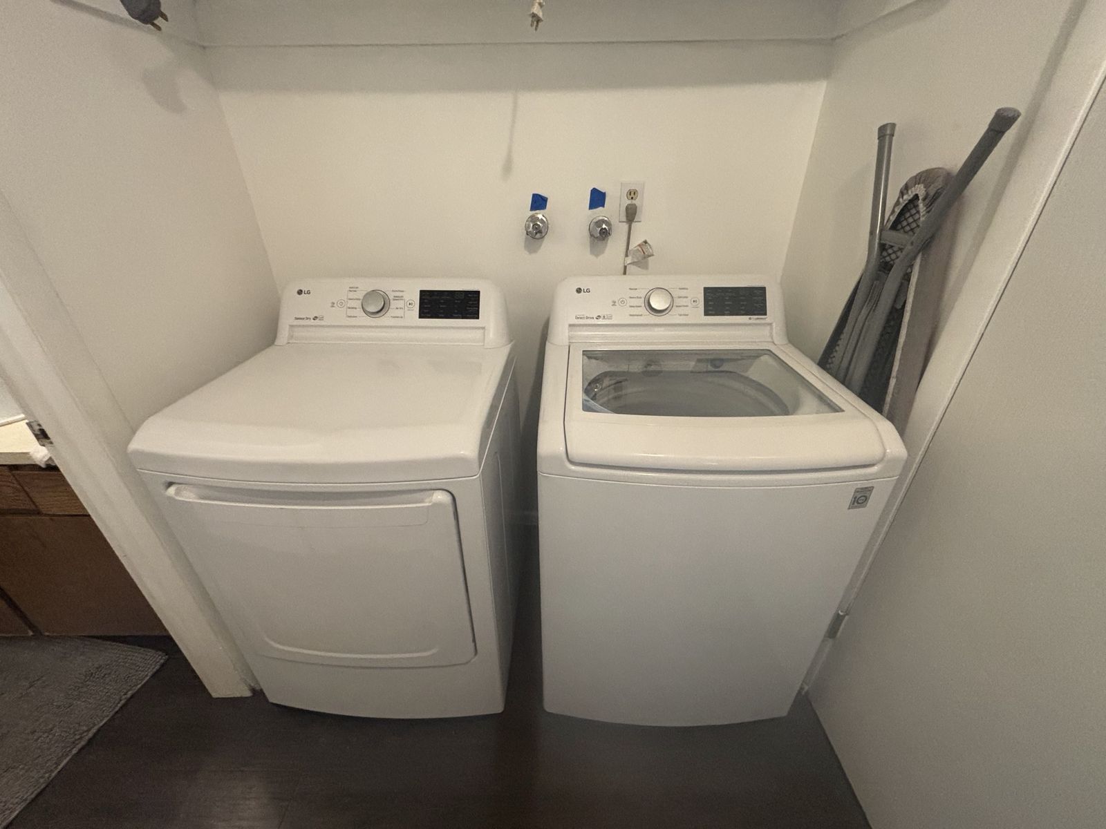 LG Washer and Dryer Set