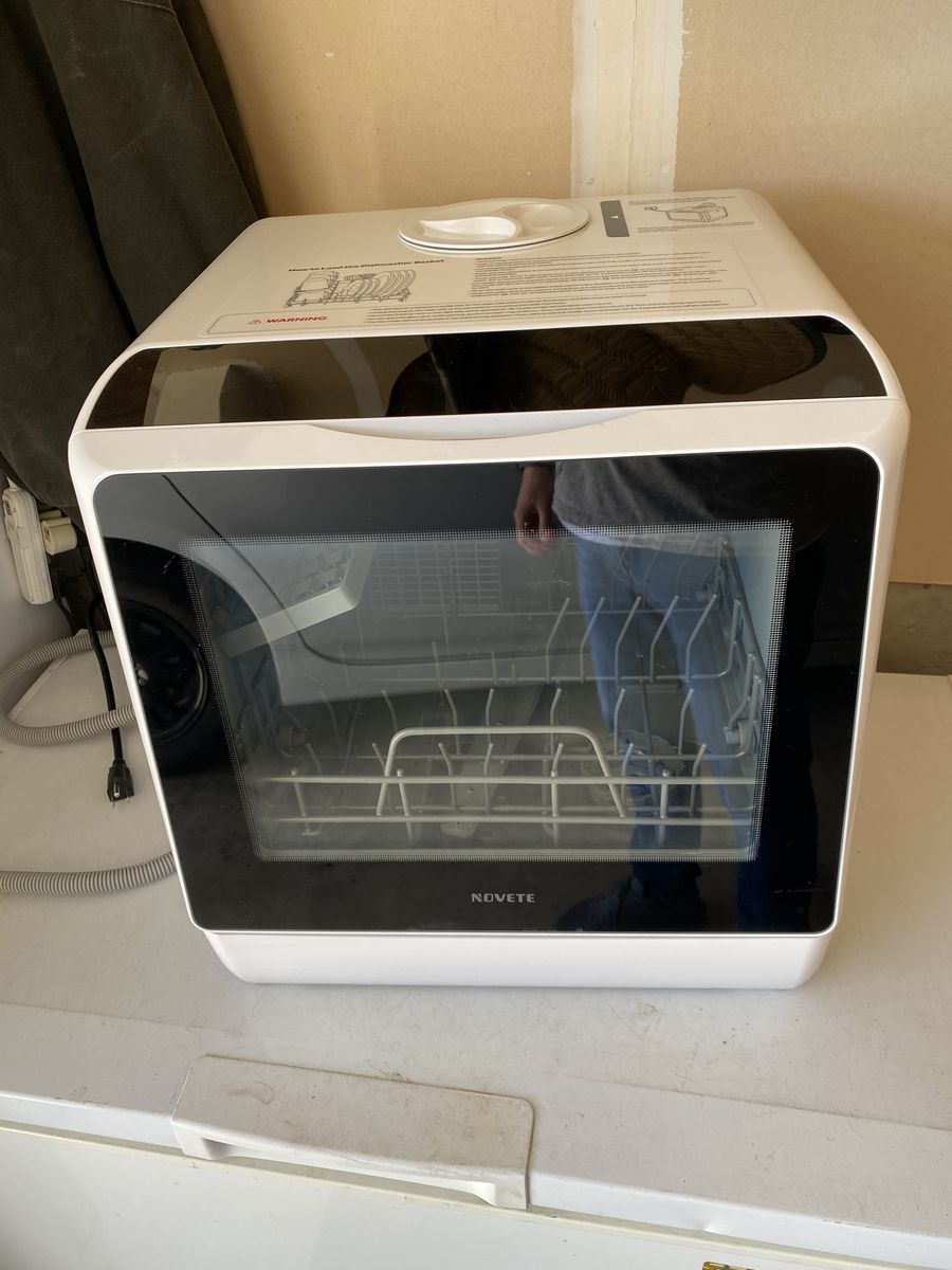 Novete countertop dishwasher