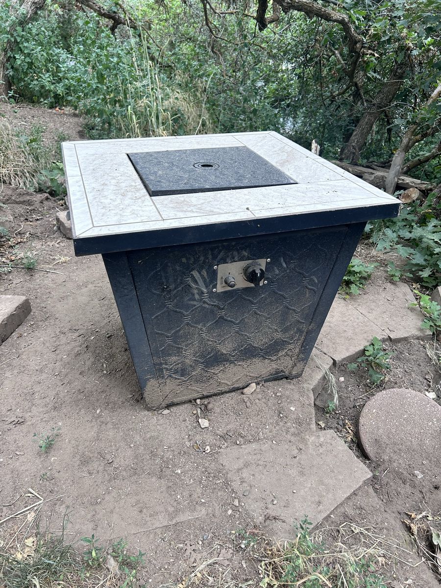 Propane fire table