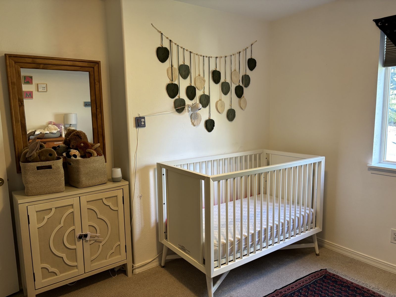 White crib (no mattress)