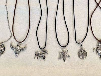 NEW! Unisex Necklaces & Choker - Wolf, Buffalo Skull, Horse, Leaf, Tree Pendants, Cowrie Shell - C PIX