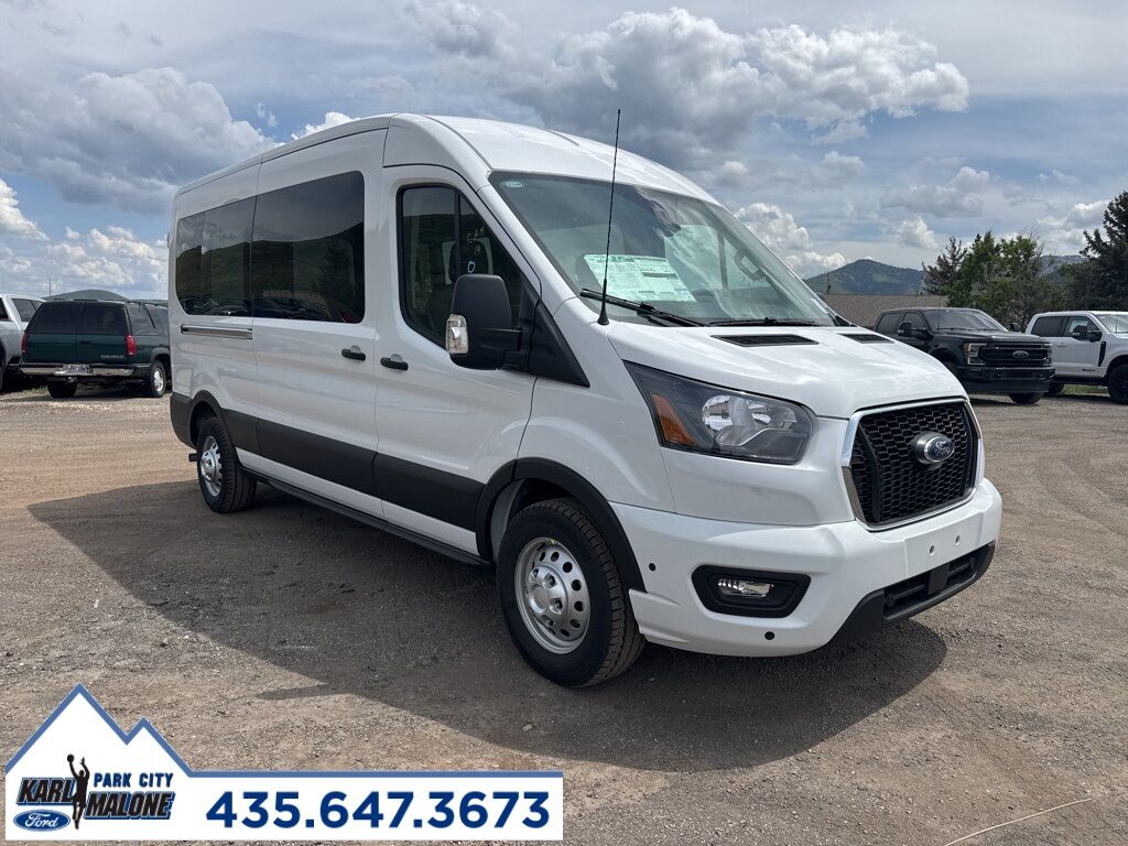 2025 Ford Transit XLT