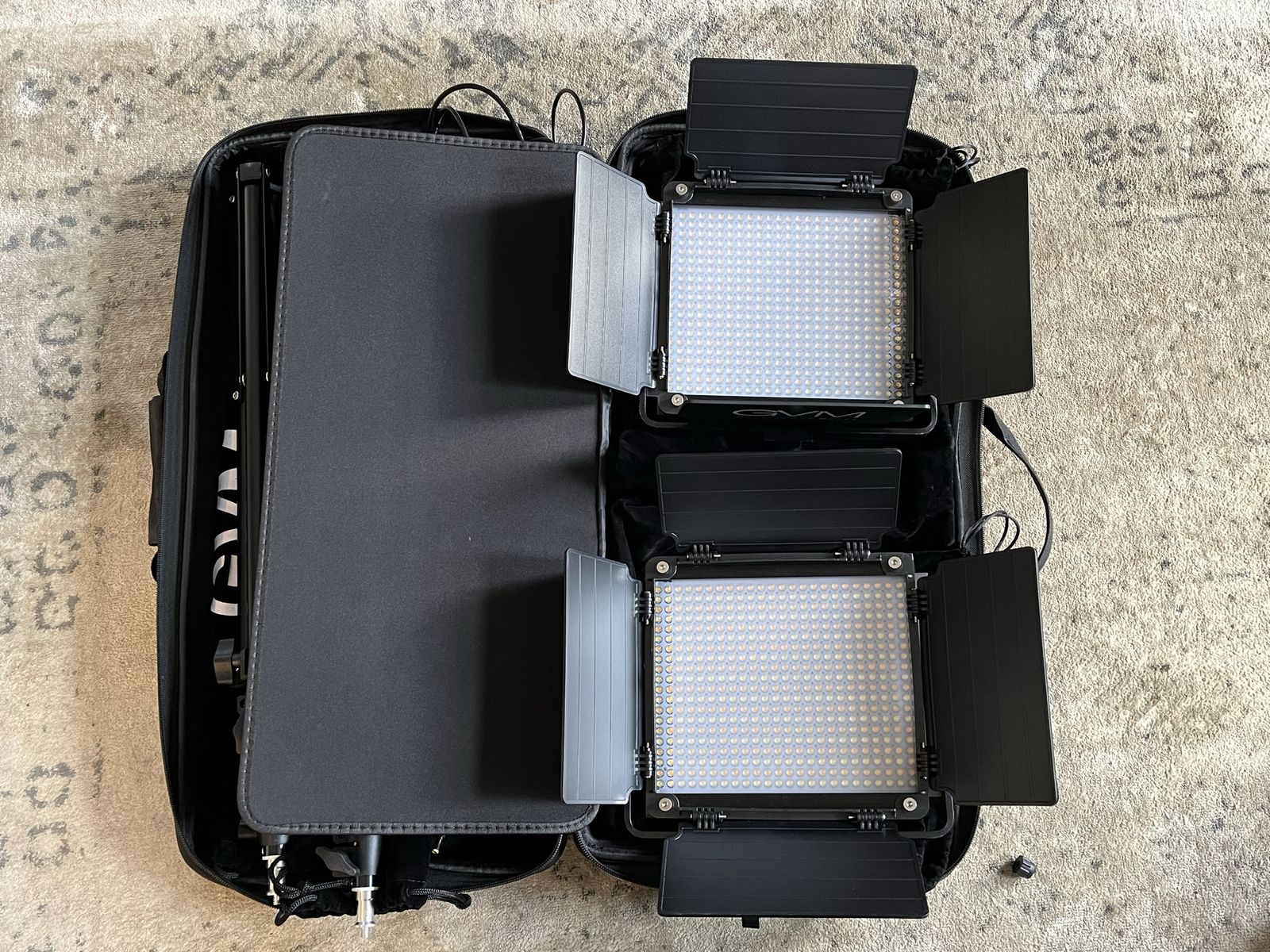 GVM LED-480LS 2-Light LED Video Lighting Kit – Like New