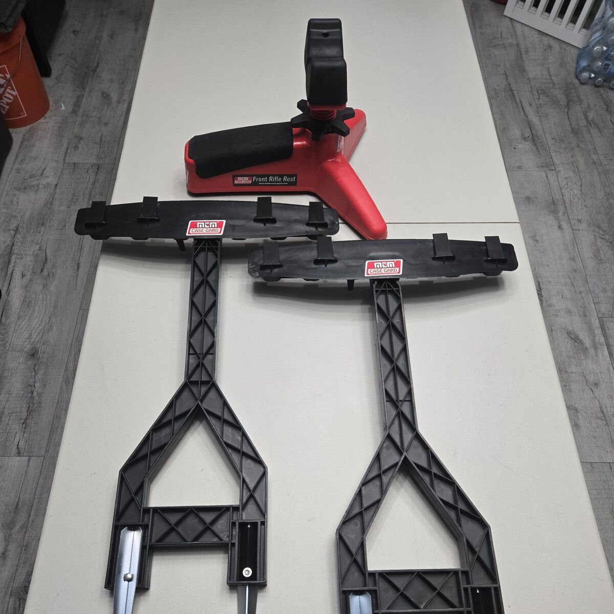 Case-Gard Rifle Rest & 2 Jammit Target Stands