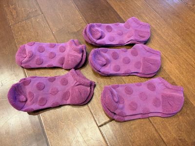5 New Pairs Fuchsia Ankle Socks w/ Raised Polka Dots