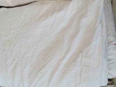 White Comforter Twin