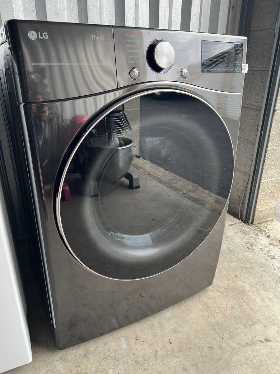 LG Vented SMART Stackable Electric Dryer in Black Steel with TurboSteam and Sensor Dry Technology