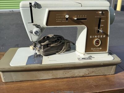 Singer Sewing Machine
