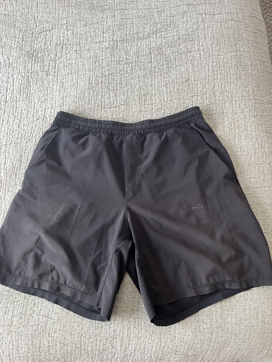 Lulu Lemon Black Athletic Shorts - Large