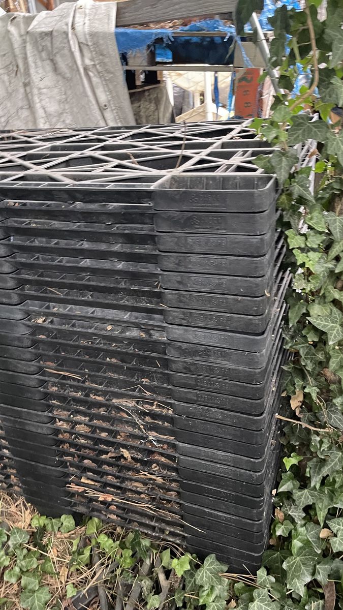 Heavy Duty Black Plastic Standard Pallets - Garage/Storage Use