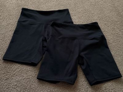 2 Pairs of biker shorts