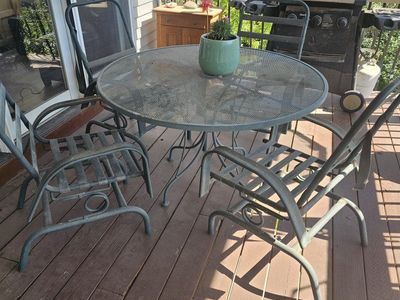 pattio table and 4 chairs