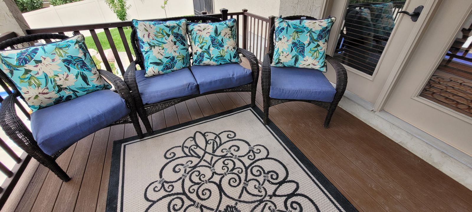 Patio set