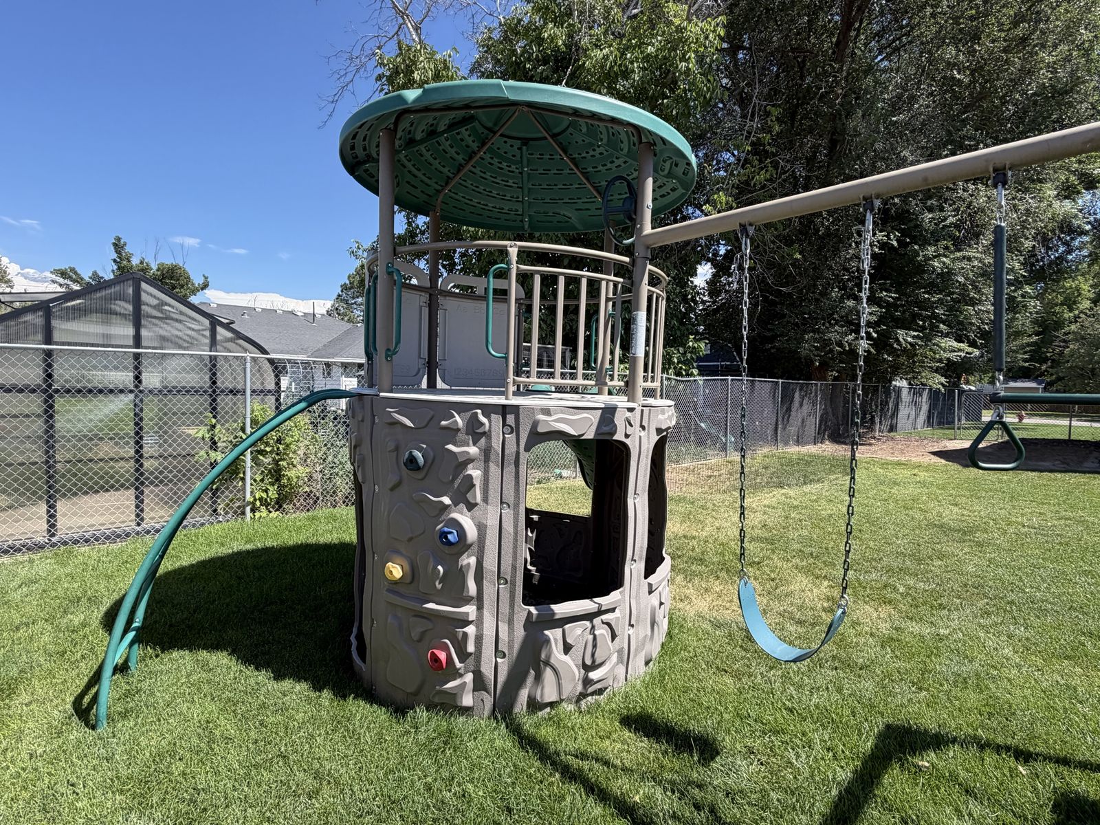 Main image 5