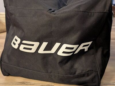 Baur Sports Equipment duffle bag