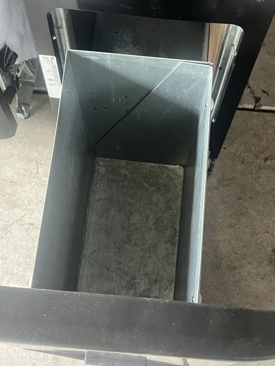 Main image 5