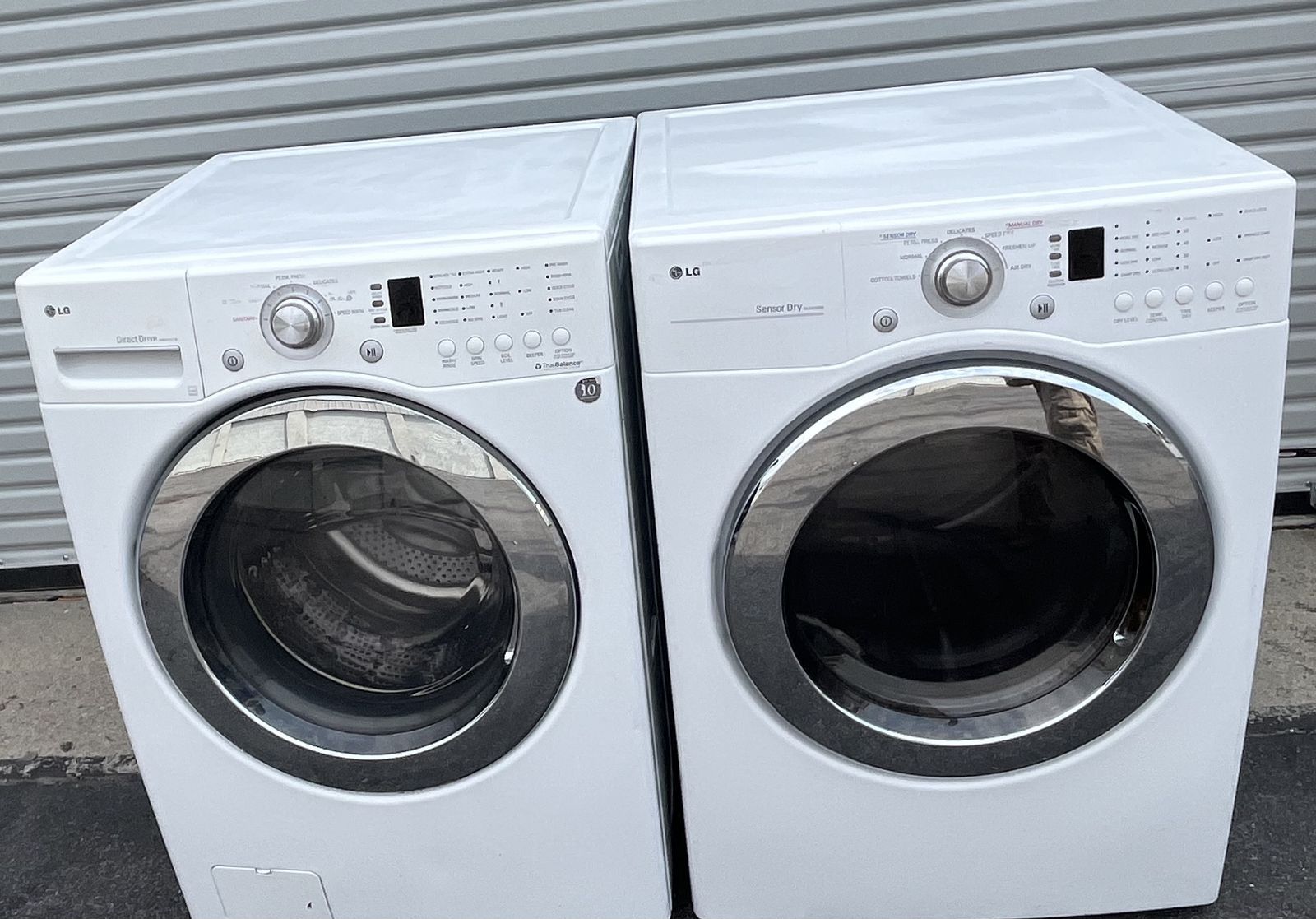 Stackable Samsung Washer & Electric Dryer Set With Stacking Kit, Free Delivery.