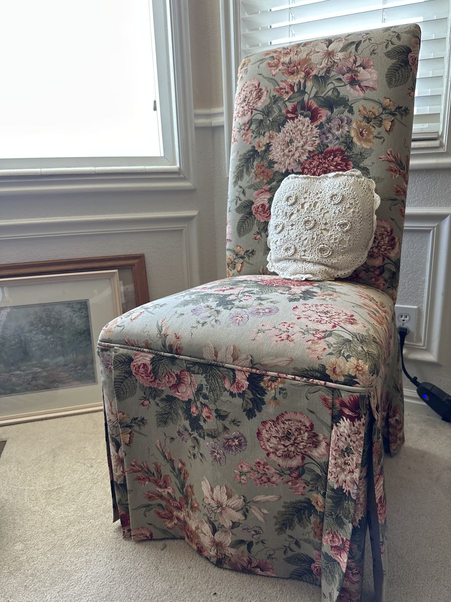Vintage High Back floral Chair