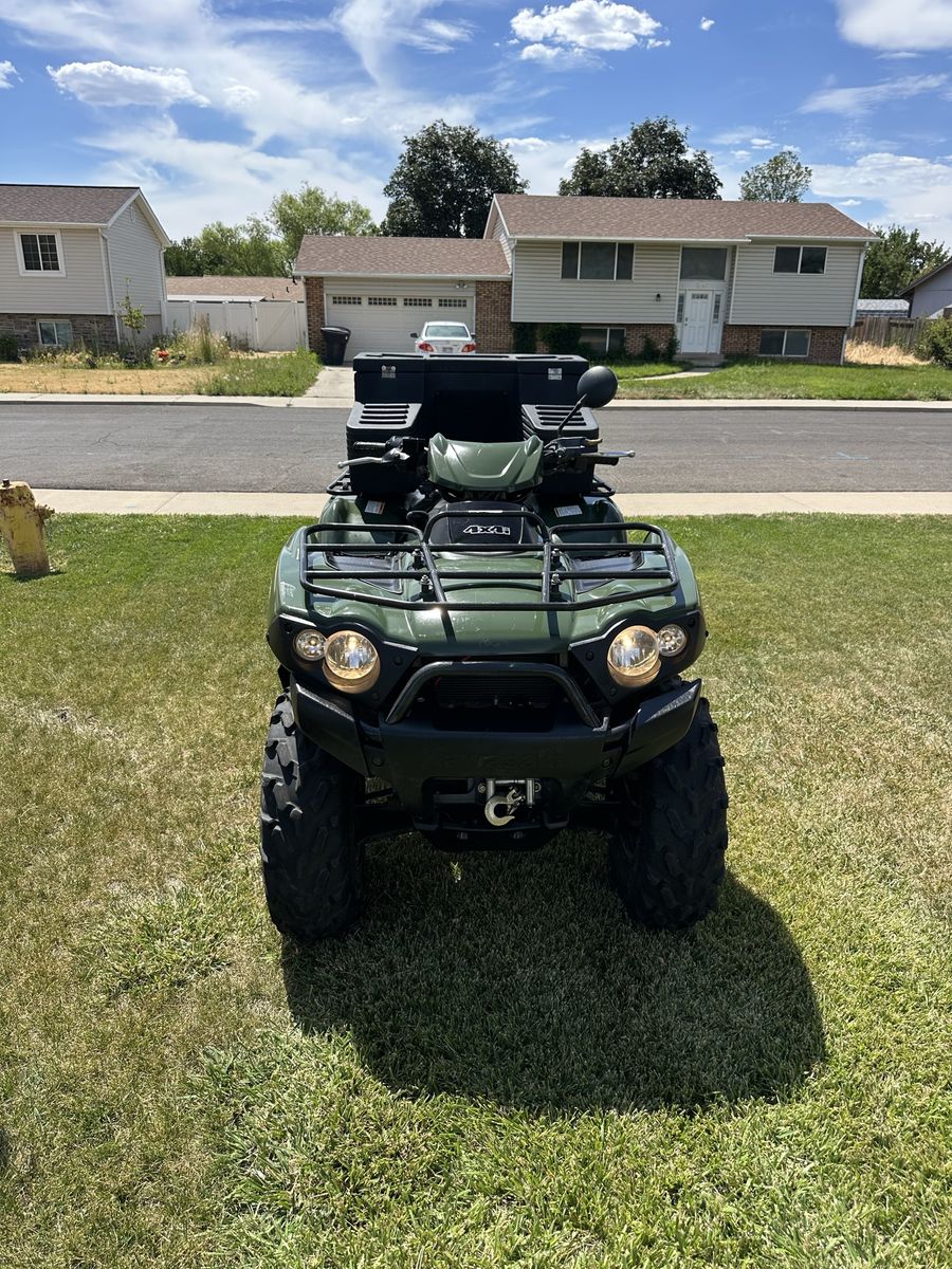 Kawasaki Brute Force 750 4x4i V-Twin ATV - Green with Cargo Box