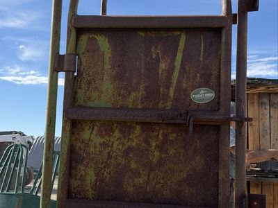 Powder River Palpation Chute - 6'6" H x 3'6" W Livestock Gate, Good Working Condition