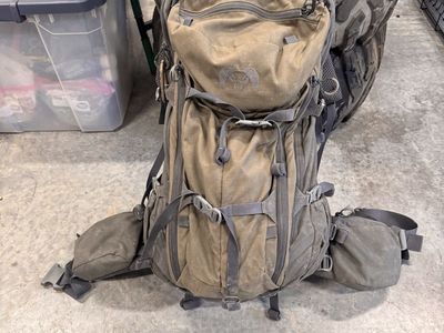 Kuiu PRO 3600 Hunting Backpack LG/XL.