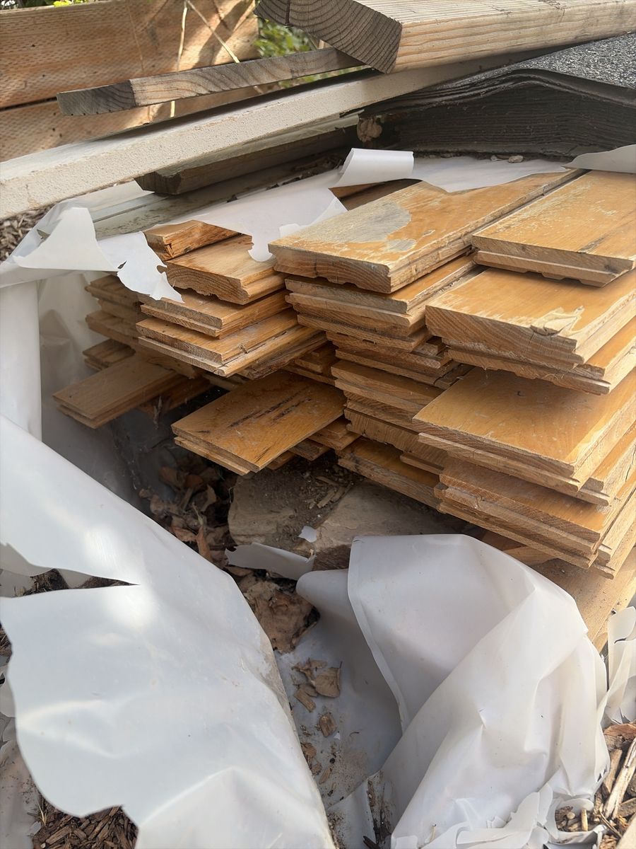 Reclaimed Hickory Flooring - Used Wooden Planks