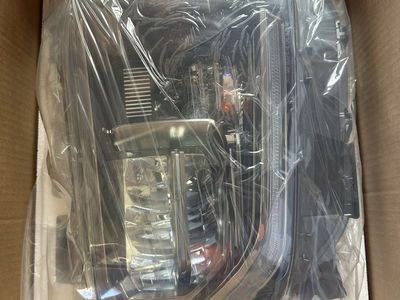 2014-21 Toyota Tundra Headlights