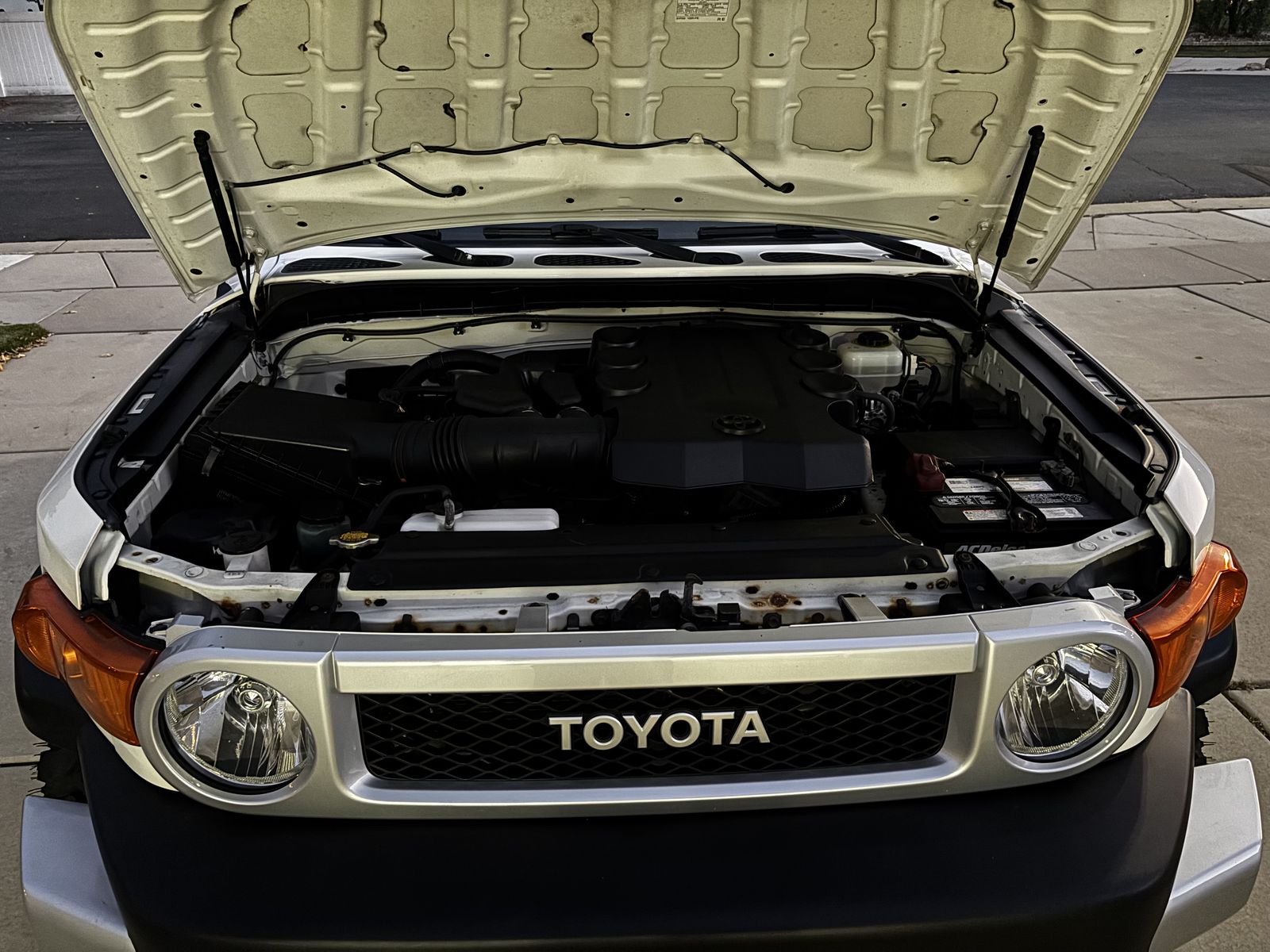 Transfer Box Flush 2014 Toyota FJ Cruiser Base in West Jordan, UT | KSL Cars
