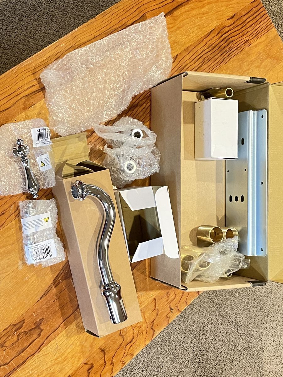Kingston Bathroom Faucet Set Chrome KS3121 Wall Mount for Sink NEW!