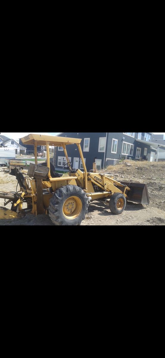 1985 Ford 555A Backhoe $6500.00