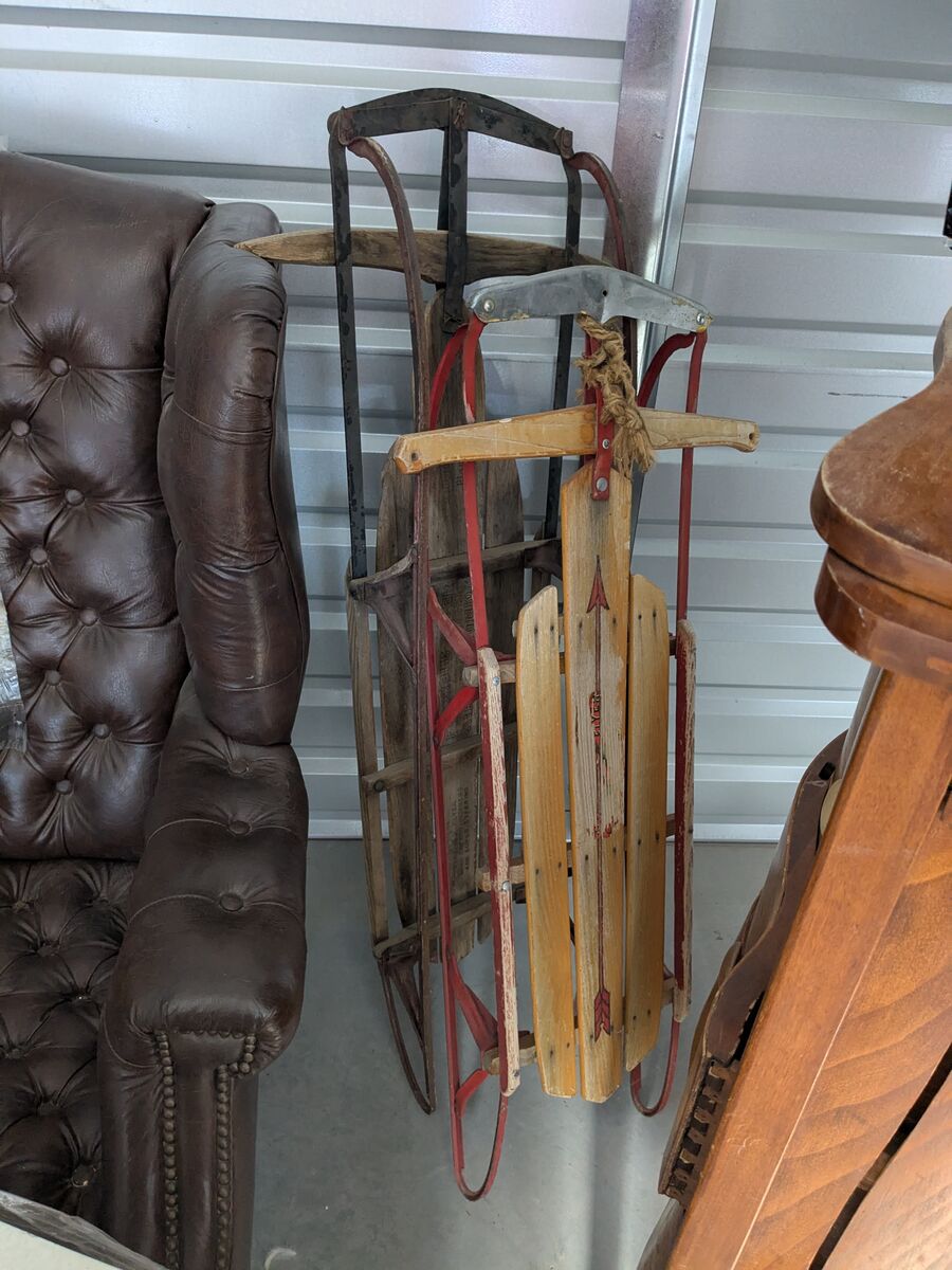 Antique sled, Flexible Flyer