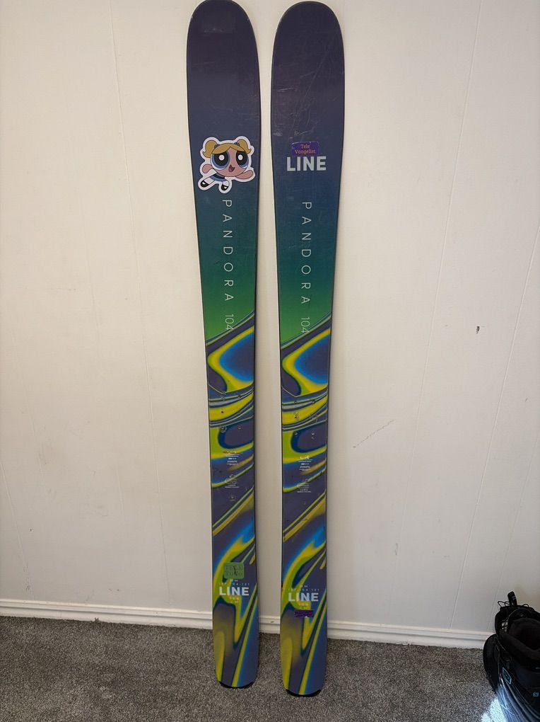 158 cm Skis