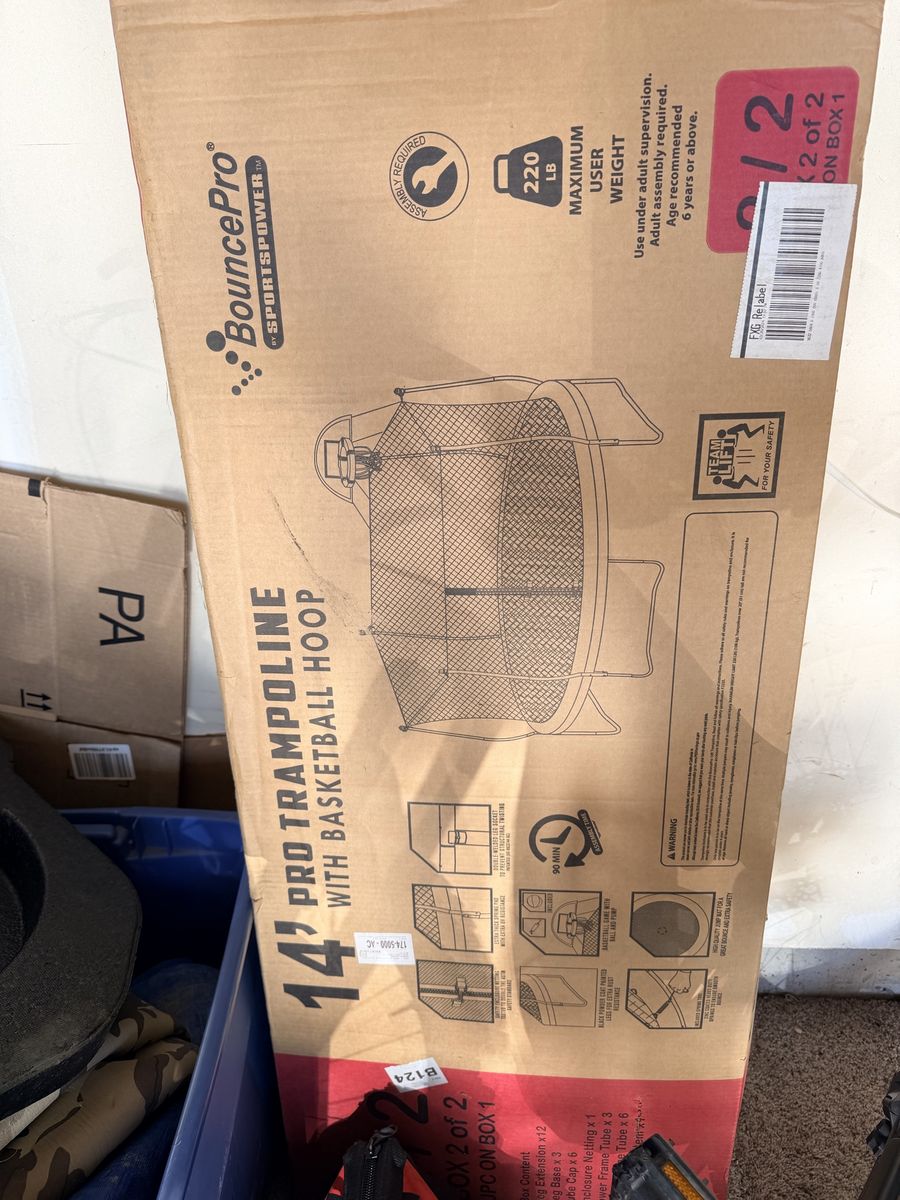 Bounce Pro Sportspower 14ft Pro Trampoline enclosure with Basketball Hoop - New in Box