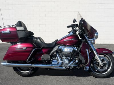2017 Harley Davidson Ultra Limited 107 - WAY UNDER BOOK VALUE! - Ultra Classic Electra Glide