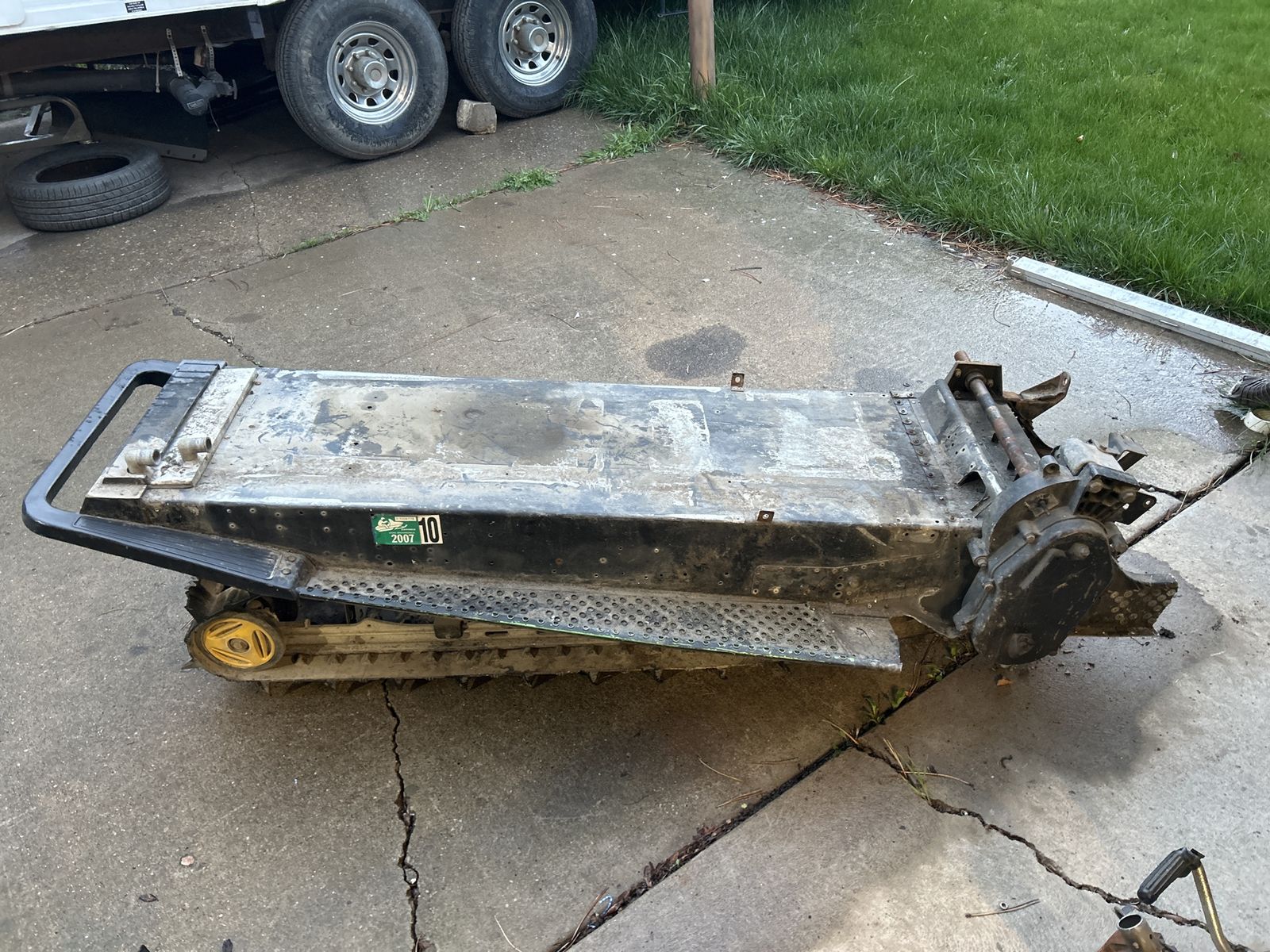 Track sled Or Snow Dog tunnel