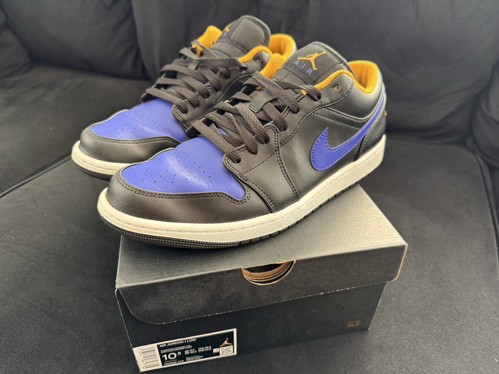 Nike Air Jordan 1 Low Black Dark Concord Taxi Men's Size 10.5 with Box