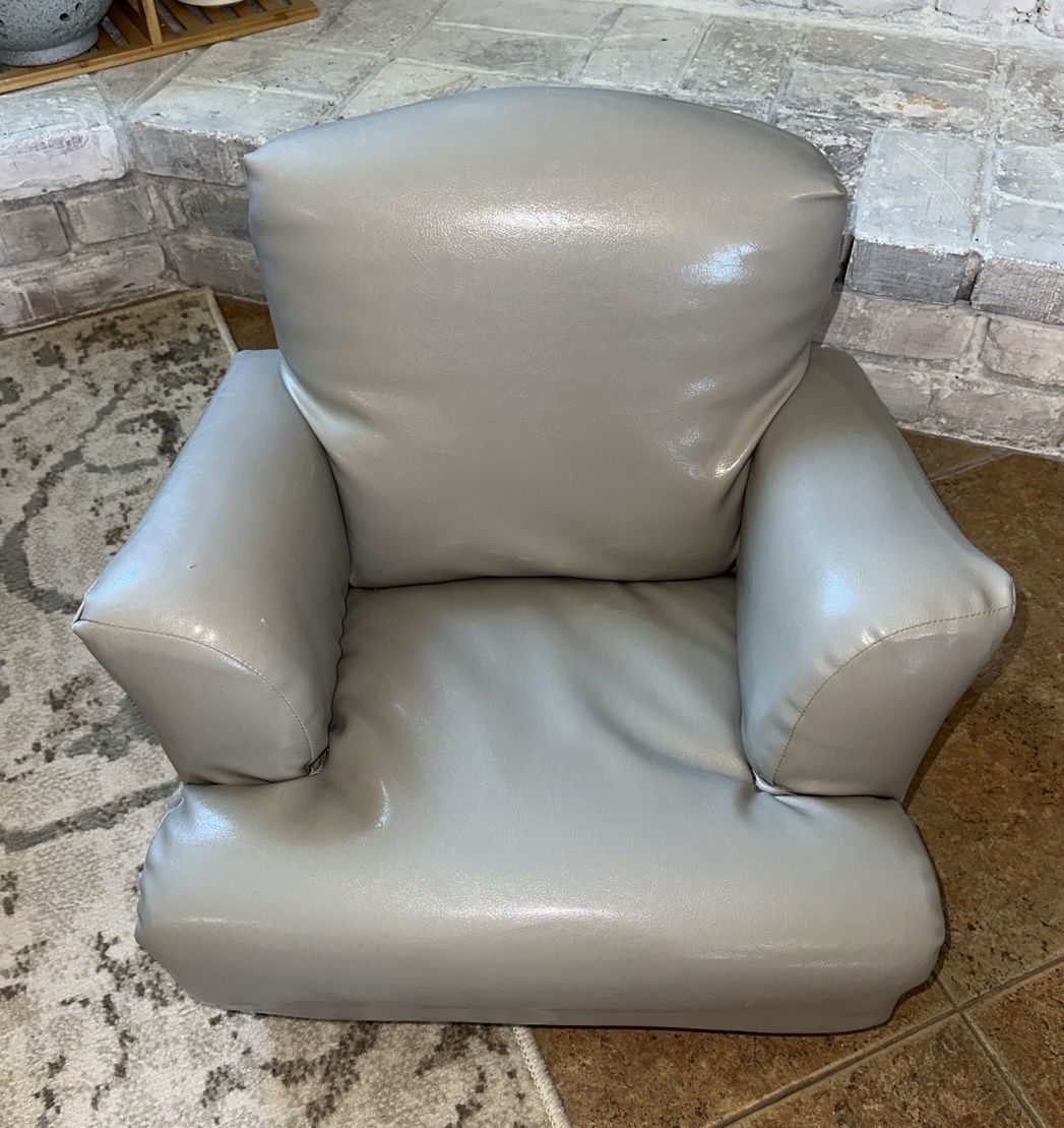 Adorable Kids Rocking Chair