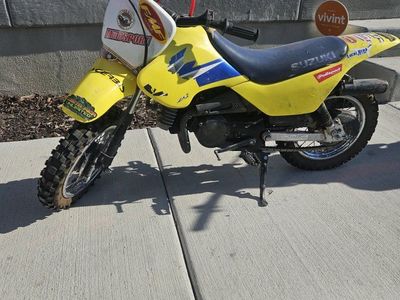 Suzuki JR50 Kids Dirt Bike - Great Beginner Bike