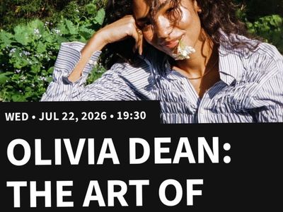 Olivia Dean at the Maverik Center