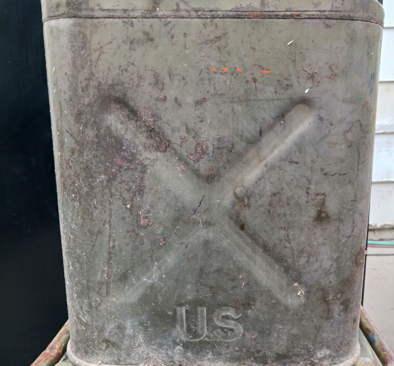 Main image 3