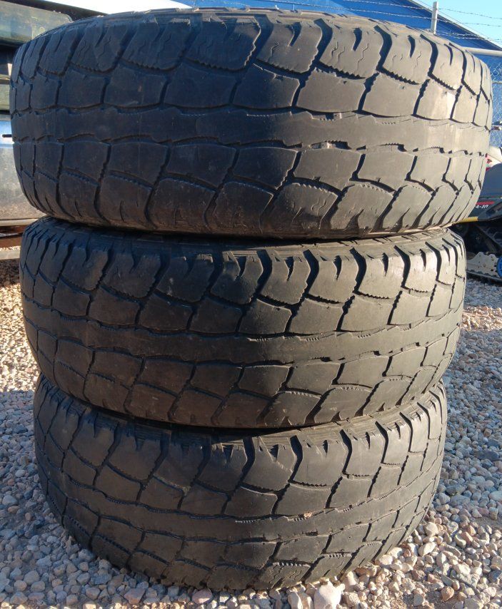 285-70-17 Finalist Terreno A/T Load E Truck Tires