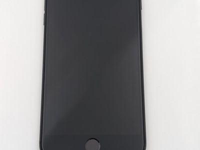 Apple iPhone 7 Plus | 32GB Black Factory Unlocked