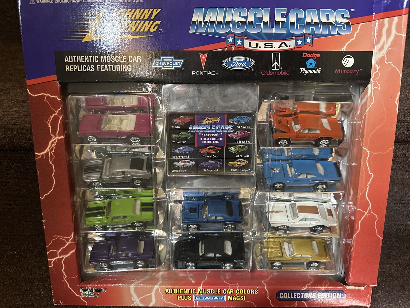 Johnny lighting muscle cars